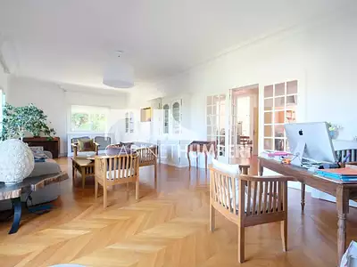 Maison, 275 m²
