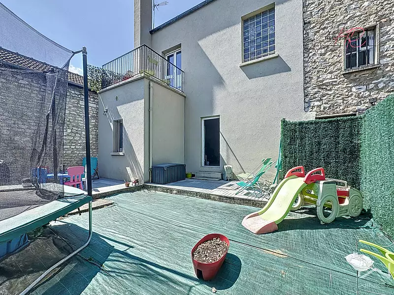 Divers, 157,99 m²