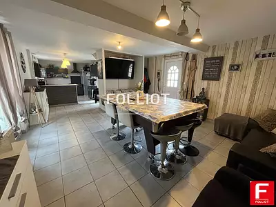 Maison, 166 m²