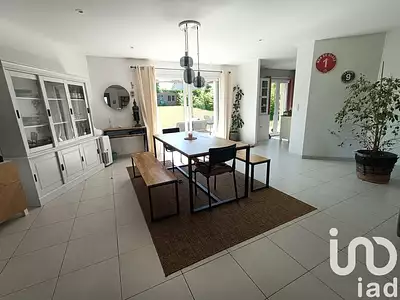 Maison, 142 m²