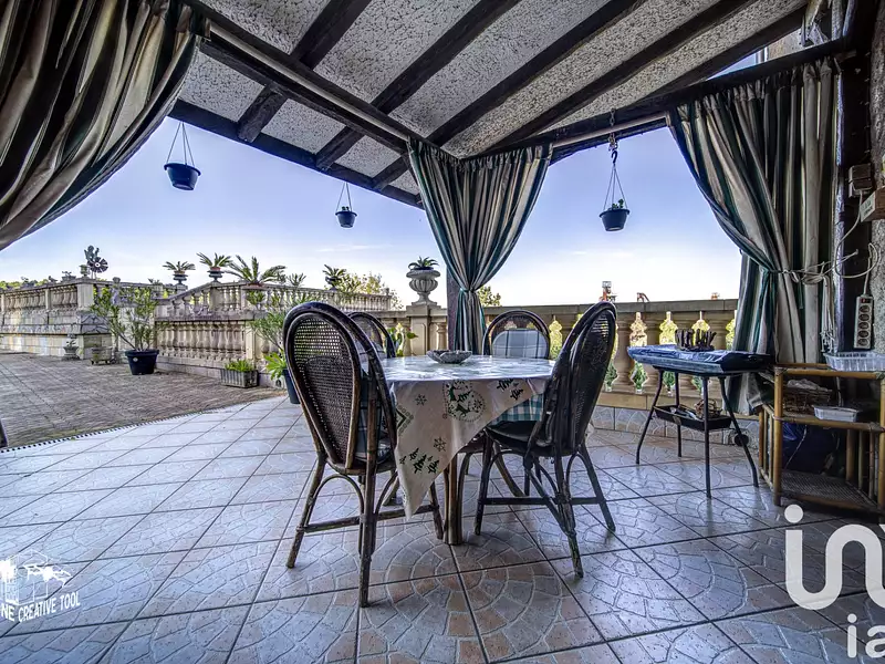 Maison, 251 m²