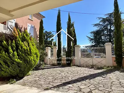 Maison, 193 m²
