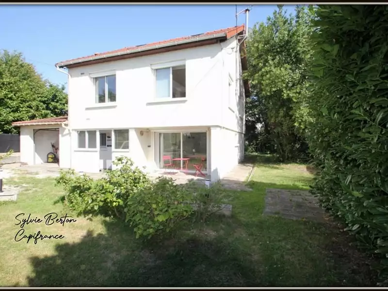 Maison, 114 m²
