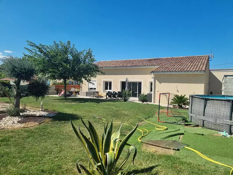 Maison, 160 m²