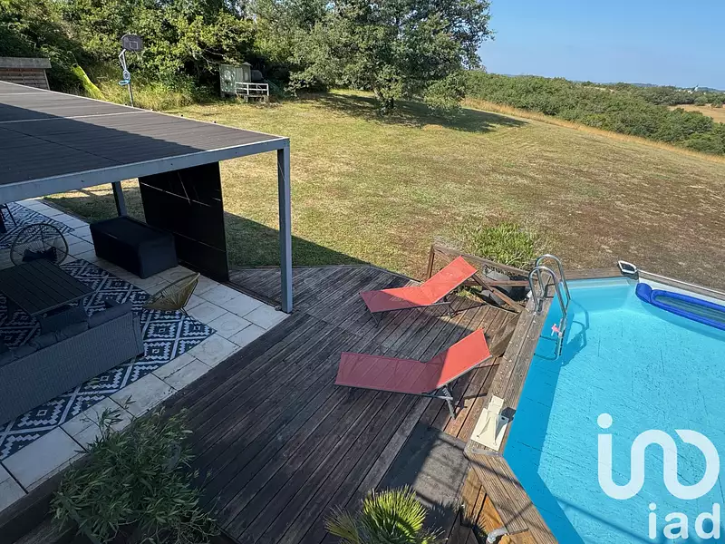 Maison, 240 m²
