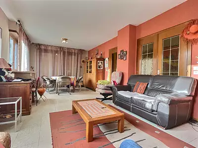 Maison, 245 m²