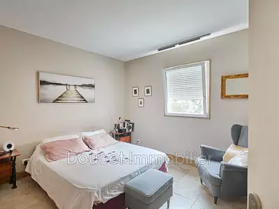 Maison, 210 m²