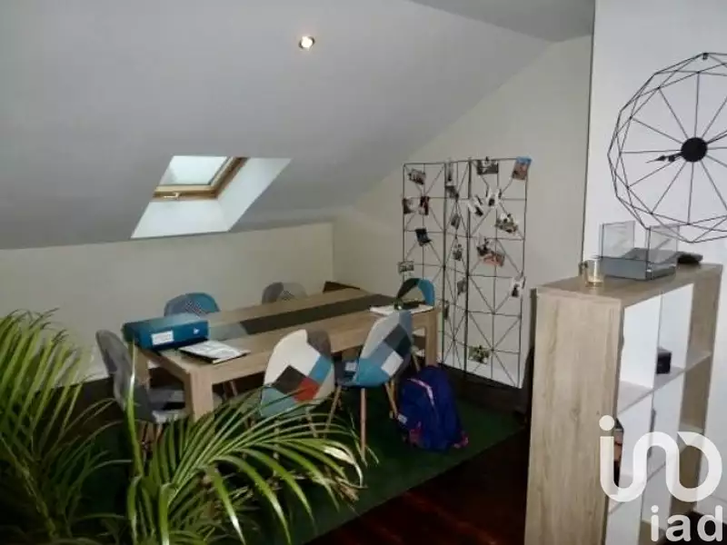 Immeuble, 300 m²