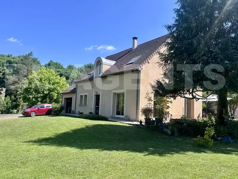 Maison, 165 m²