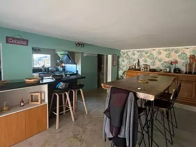 Maison, 180 m²
