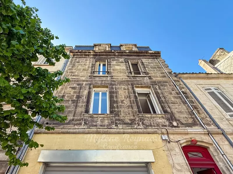 Immeuble, 318 m²