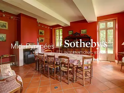 Maison, 484 m²