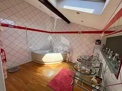 Maison, 210 m²