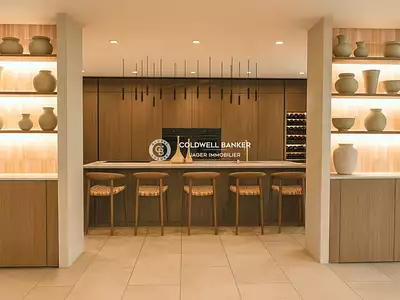 Maison, 614 m²