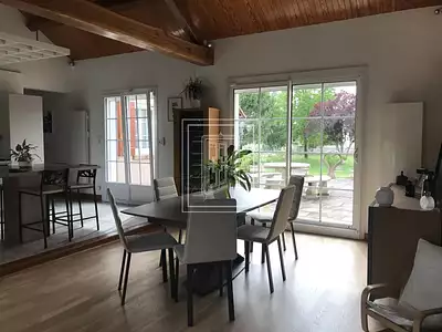 Maison, 169 m²