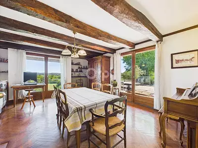 Maison, 272 m²