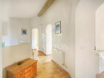 Maison, 250 m²