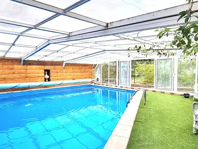 Maison, 529 m²