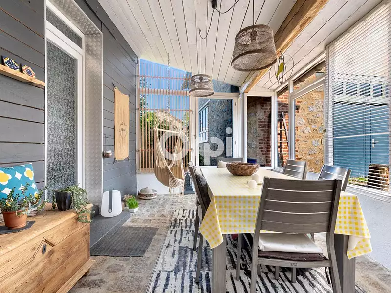 Maison, 180 m²