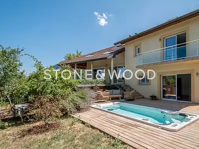 Maison, 262 m²