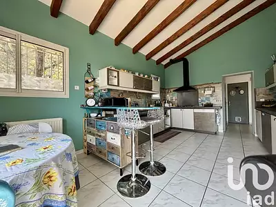 Maison, 180 m²
