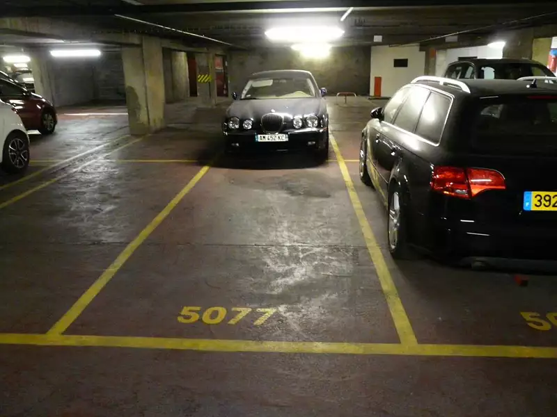 Parking, 12 m²