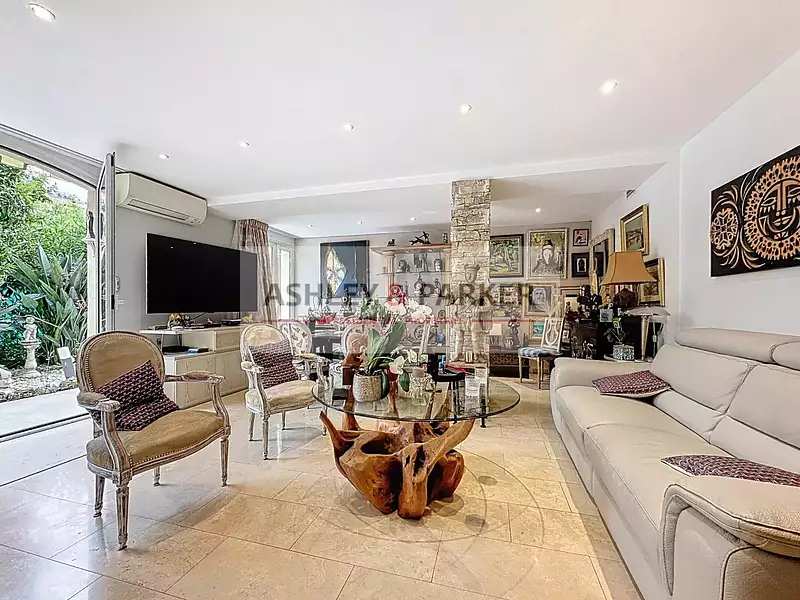 Maison, 163,65 m²