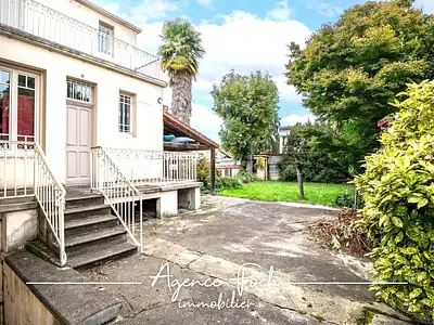 Maison, 245 m²
