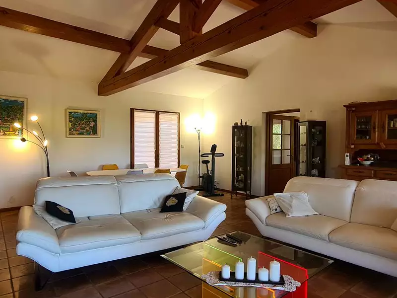 Maison, 144 m²