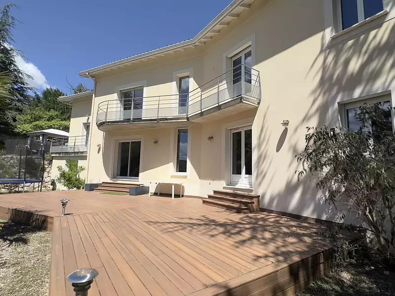 Maison, 230 m²
