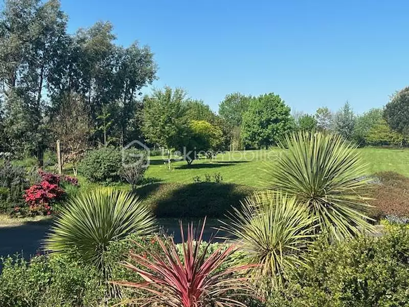 Maison, 218 m²