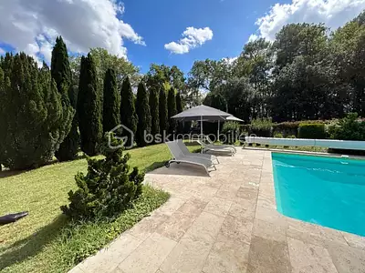 Maison, 800 m²