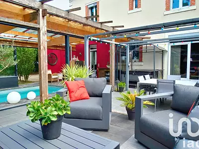 Maison, 197 m²