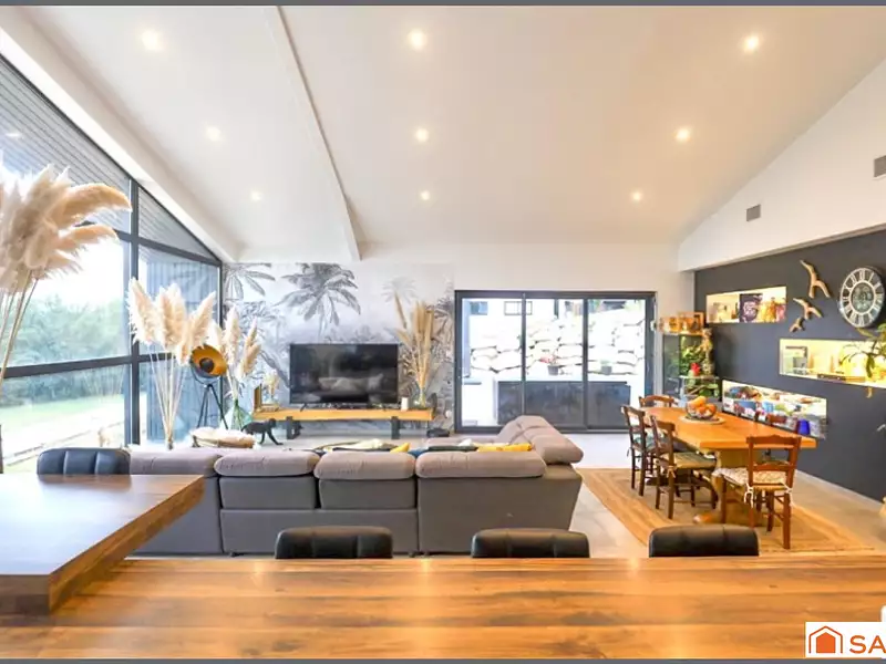 Maison, 229 m²