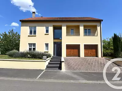 Maison, 242 m²