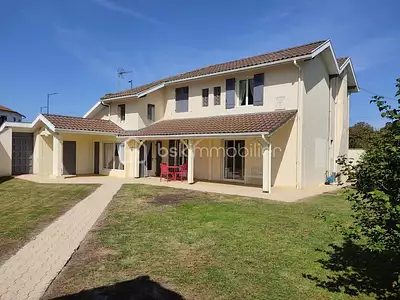 Maison, 145 m²