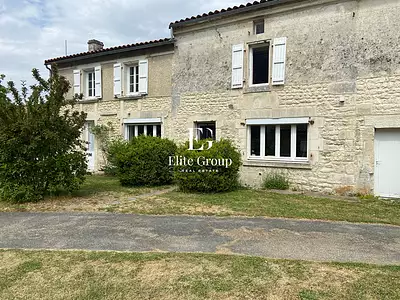 Maison, 220 m²