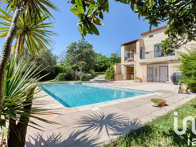 Maison, 164 m²