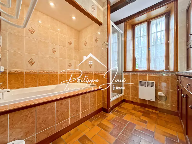 Maison, 141 m²