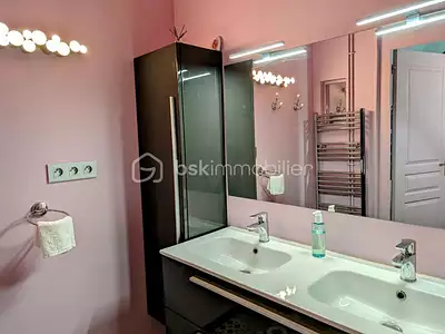Maison, 250 m²