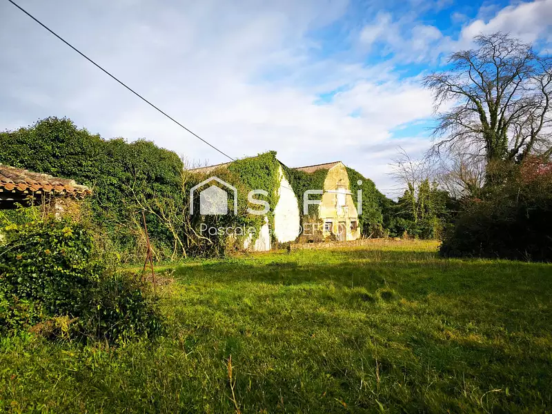 Maison, 215 m²