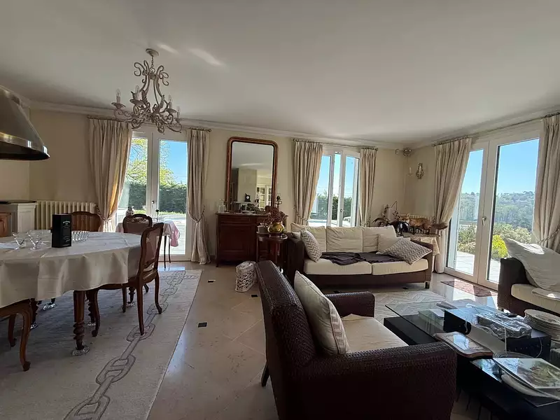 Maison, 165 m²