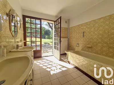 Maison, 325 m²