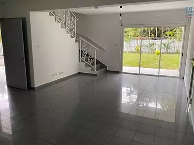 Maison, 221 m²
