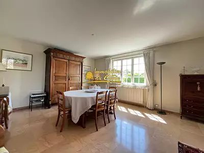 Maison, 215,86 m²