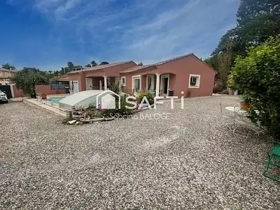 Maison, 132 m²