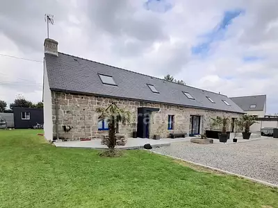 Maison, 163 m²