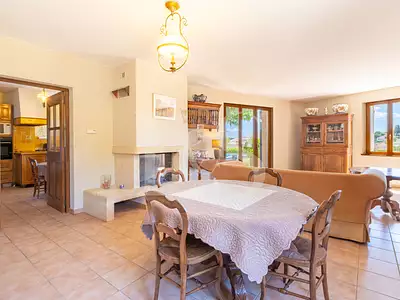 Maison, 203 m²