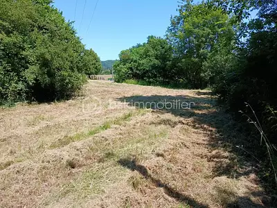 Terrain, 2 300 m²