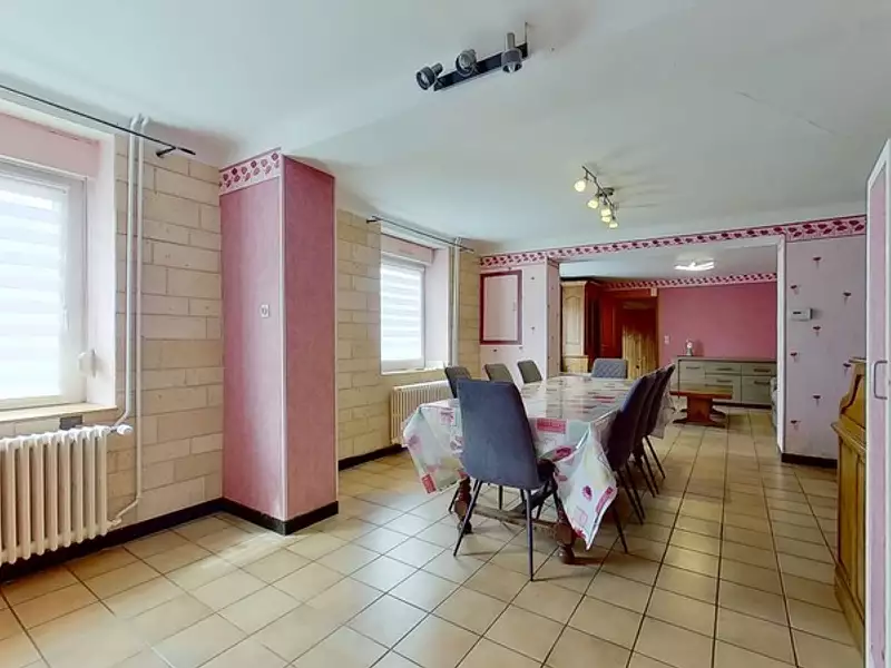 Maison, 233 m²
